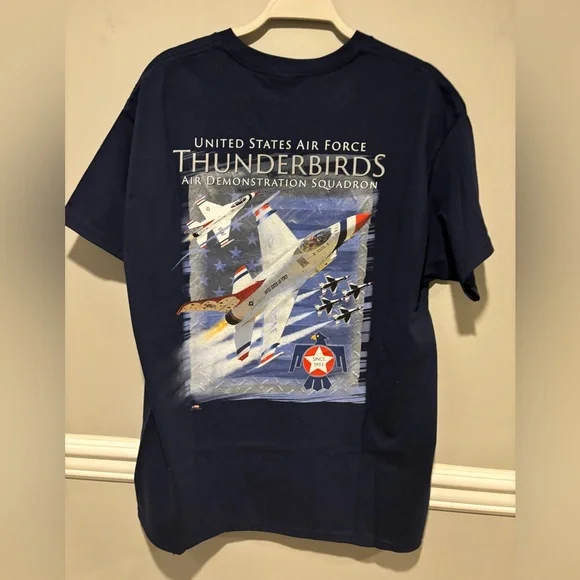 Unisex USA Thunderbirds Short Sleeve Tshirt - Size Large NWOT bought at air show - Picture 1 of 9